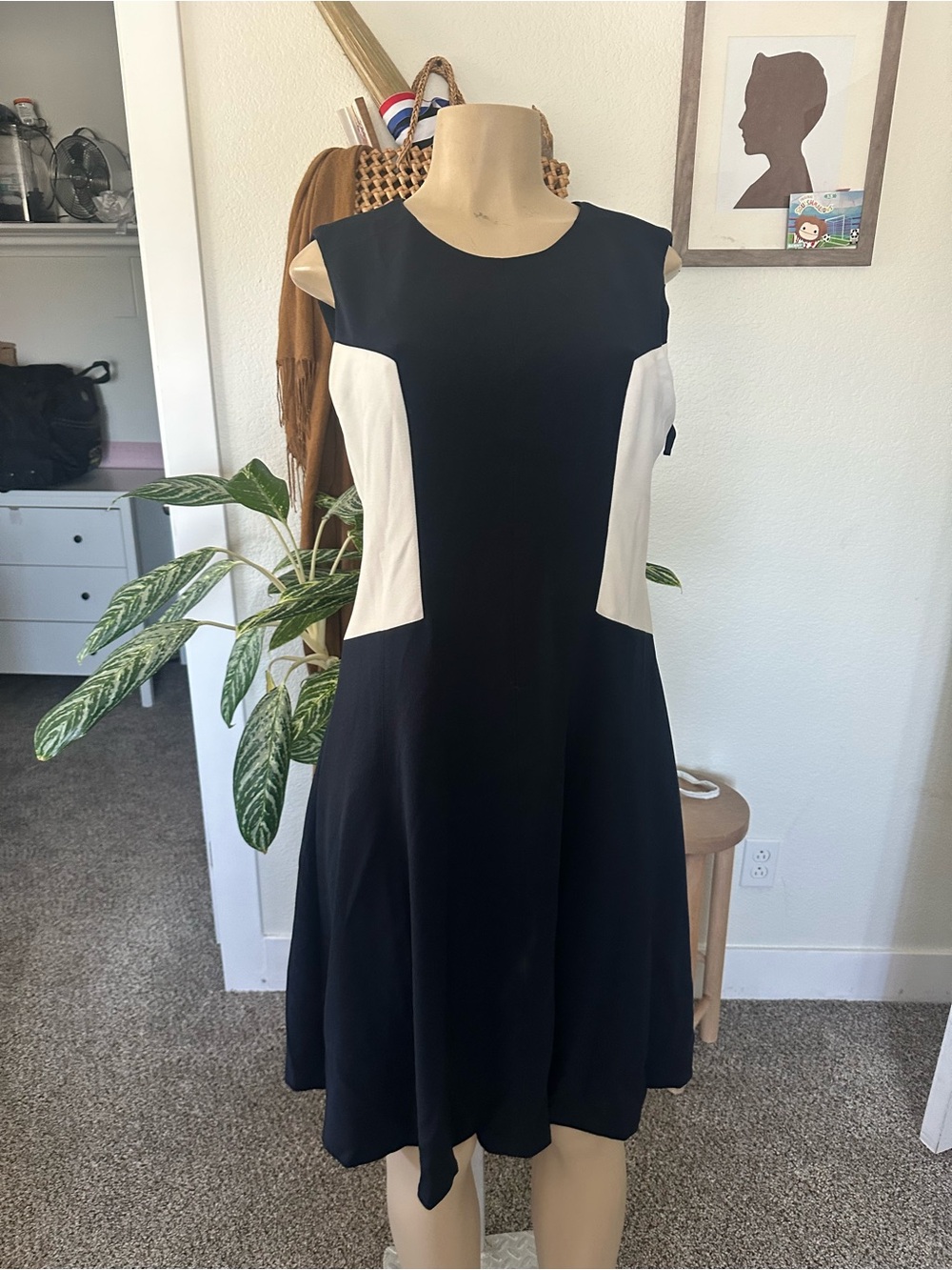 Tommy Hilfiger Black and White Sleeveless Fit-and-Flare Dress